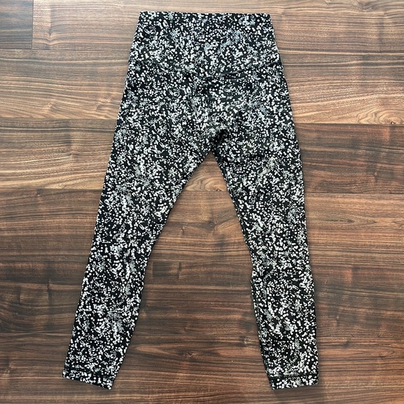Lululemon Align - Size 6 - Picture 2 of 6